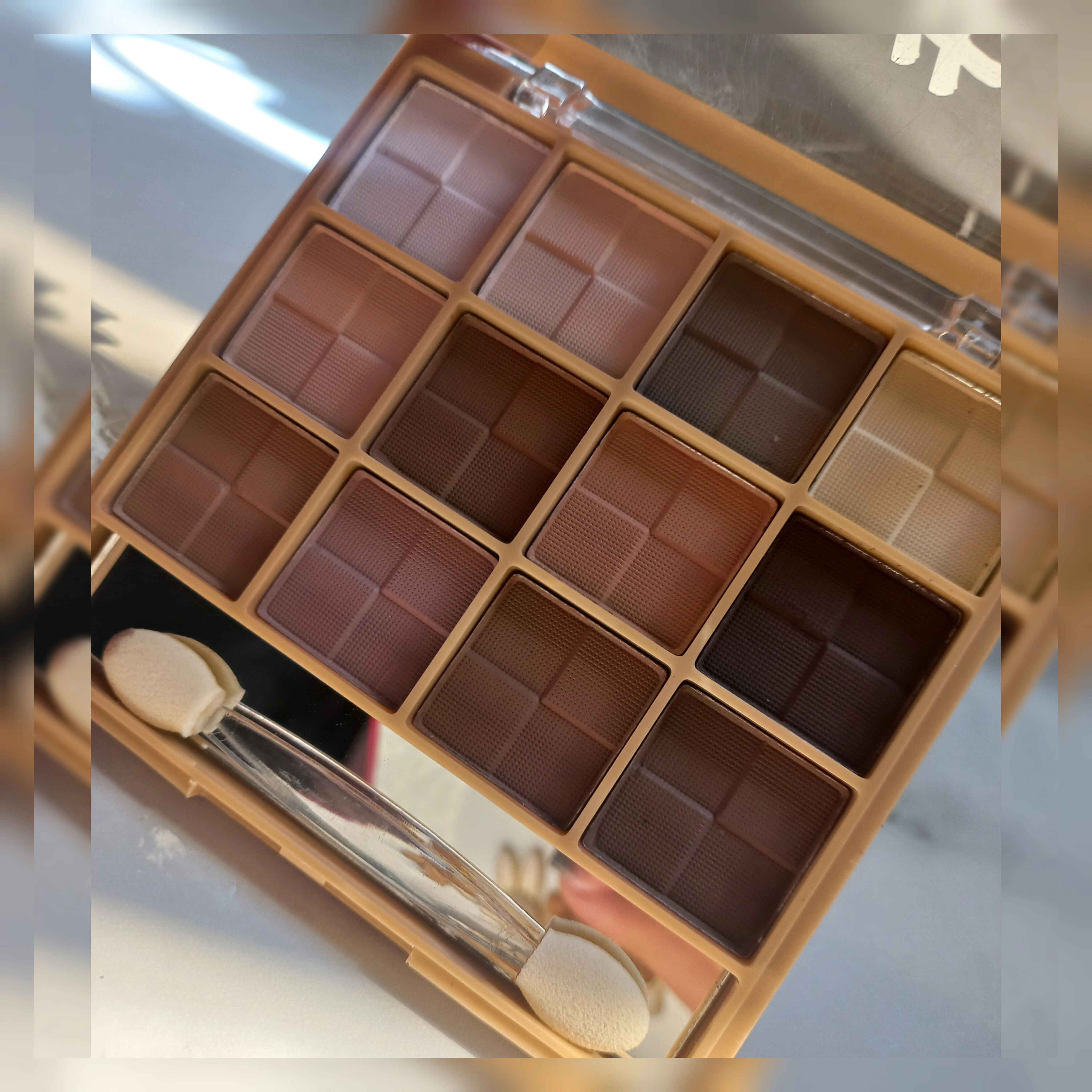 سایه چشم مات ۱۶ رنگ برند دودوگرل