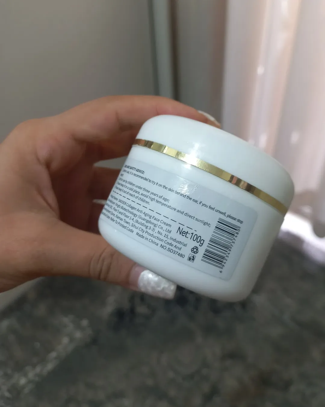 کرم کلاژن و جوانساز دست و صورت سادور ۱۰۰ گرمی