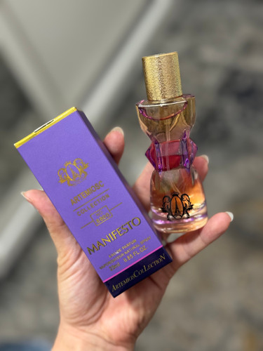 عطر ادکلن زنانه مانیفیستو ۳۰ میل ماندگاری بسیار بالا مناسب خانومها